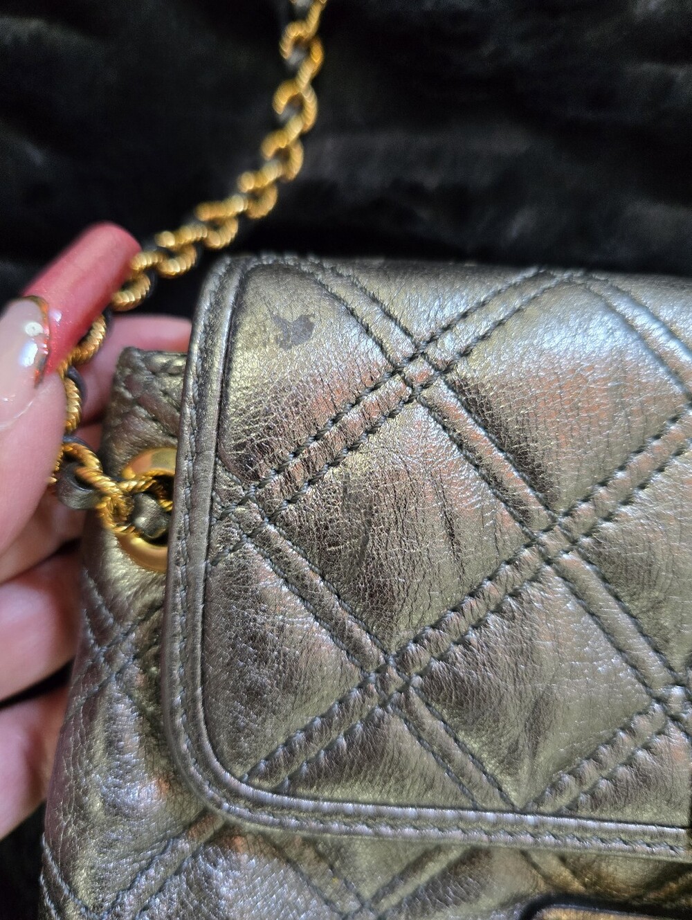 Vintage Marc Jacobs. Quilted Metallic Gold Crossbody Bag with Chain Strap - Picture 8 of 11